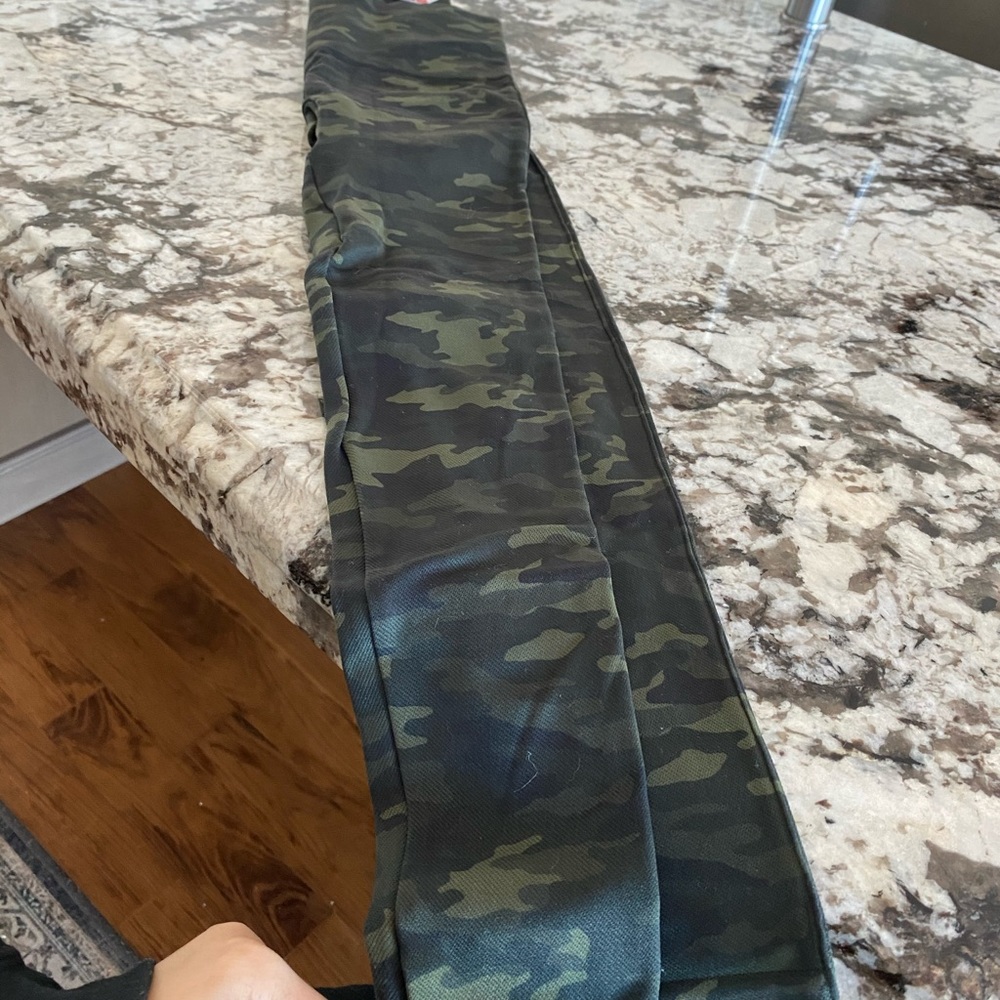 Camo spank leggings